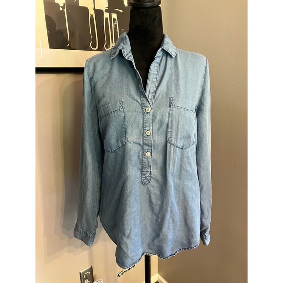 Thread & Supply Tops - Thread & Supply Long‎ Sleeve Button Front Washed Denim Shirt Womens Size Medium